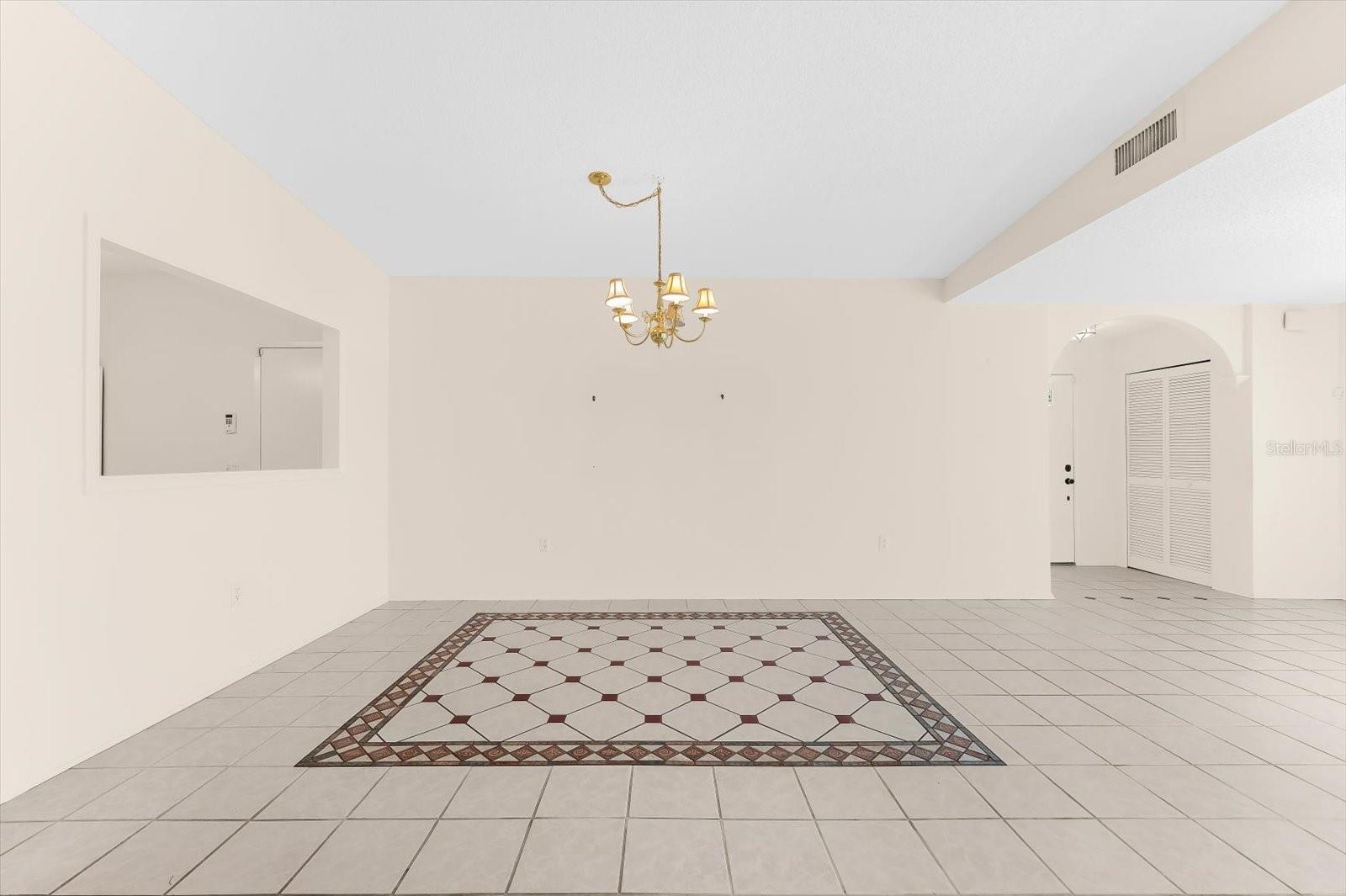 5608 GARDEN LAKES DR, BRADENTON, FL, 34203