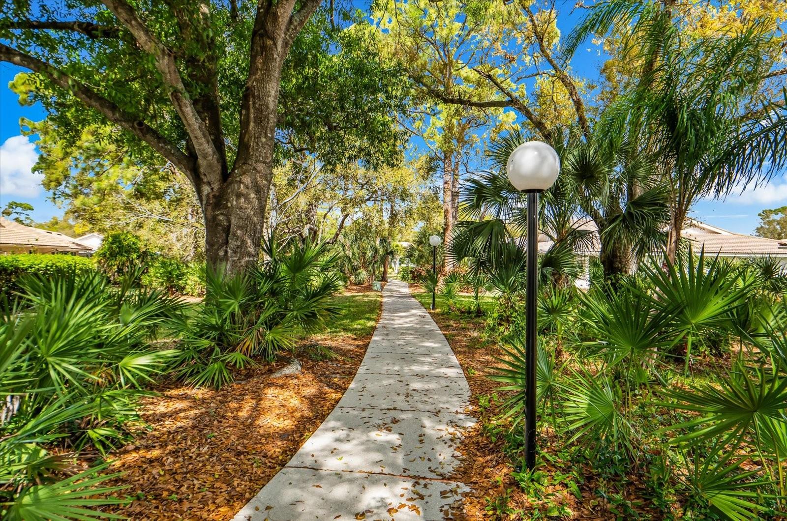 5608 GARDEN LAKES DR, BRADENTON, FL, 34203