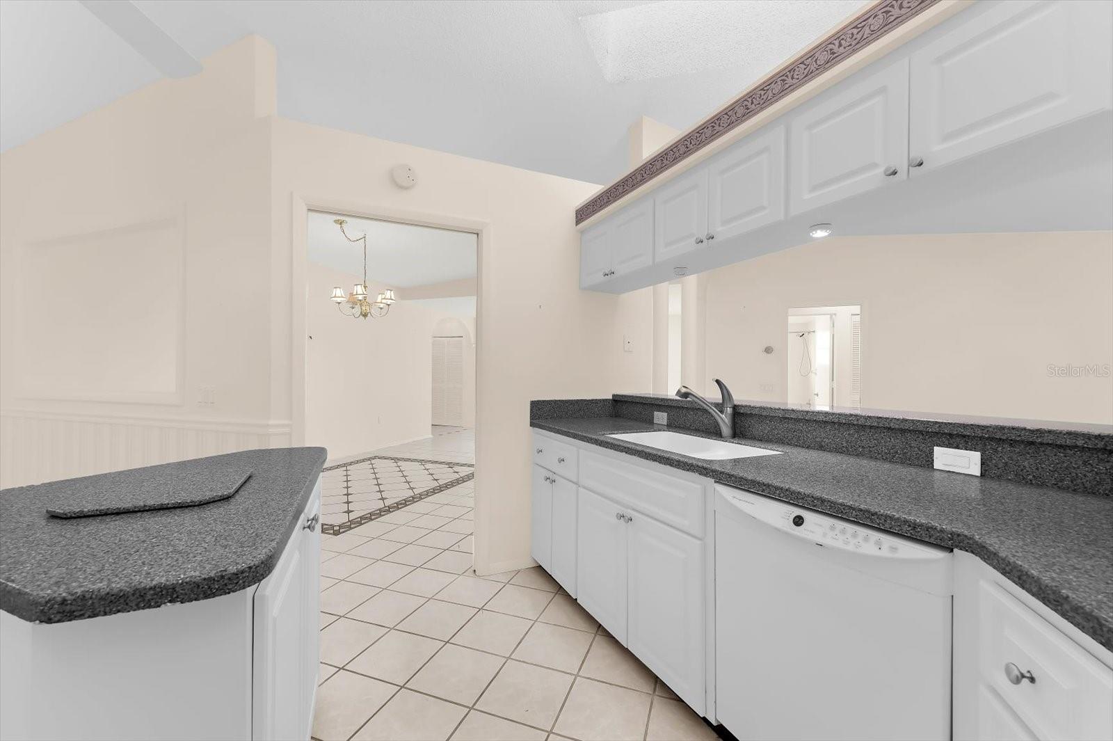 5608 GARDEN LAKES DR, BRADENTON, FL, 34203