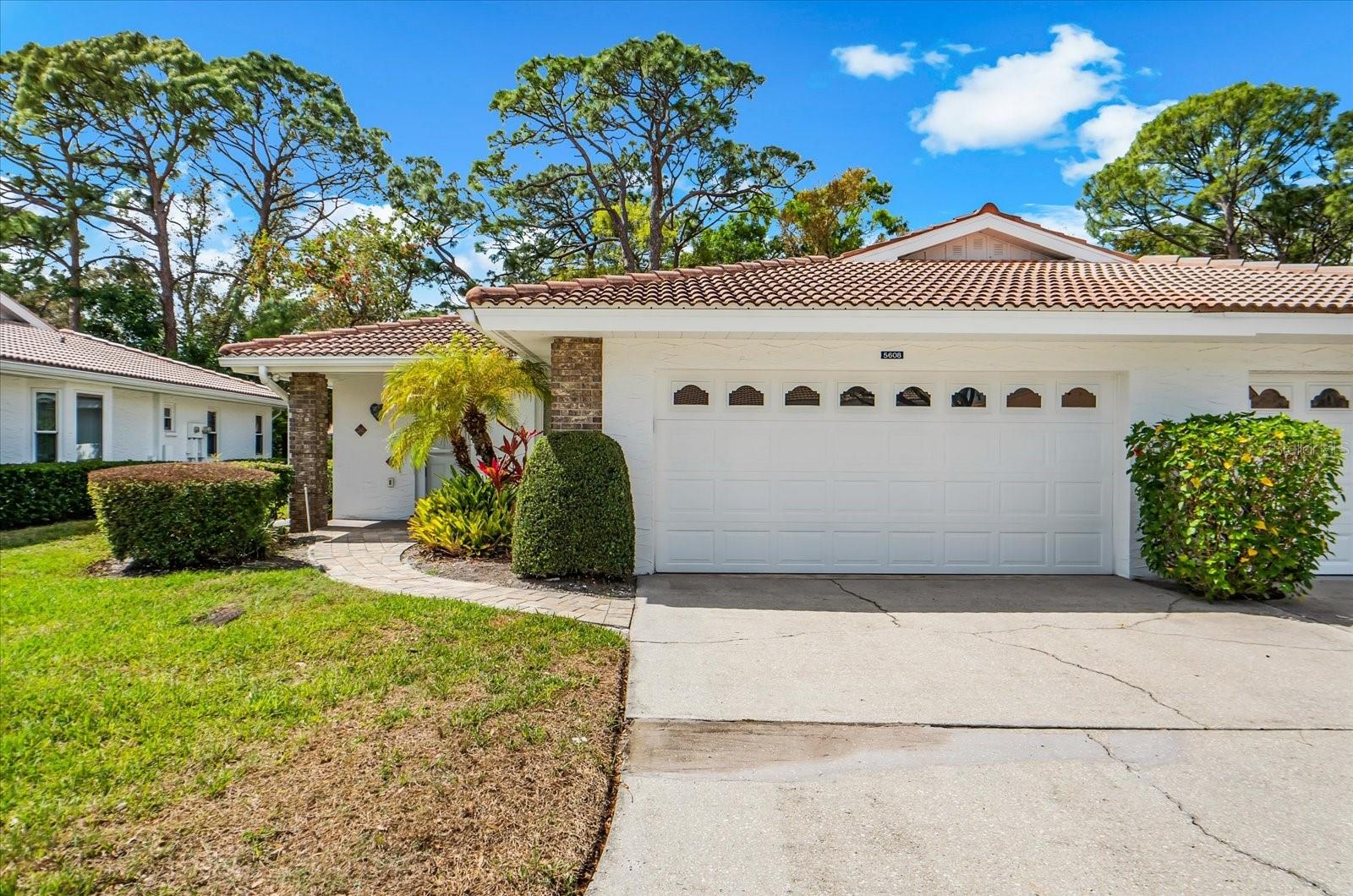 5608 GARDEN LAKES DR, BRADENTON, FL, 34203