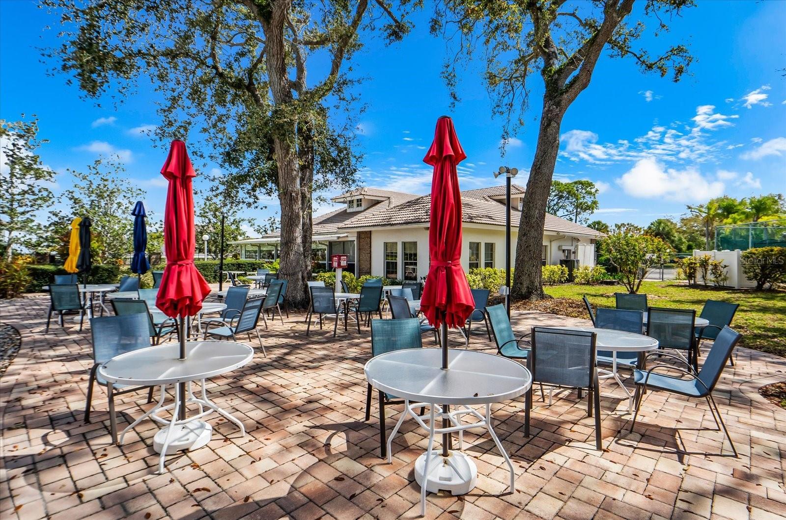 5608 GARDEN LAKES DR, BRADENTON, FL, 34203