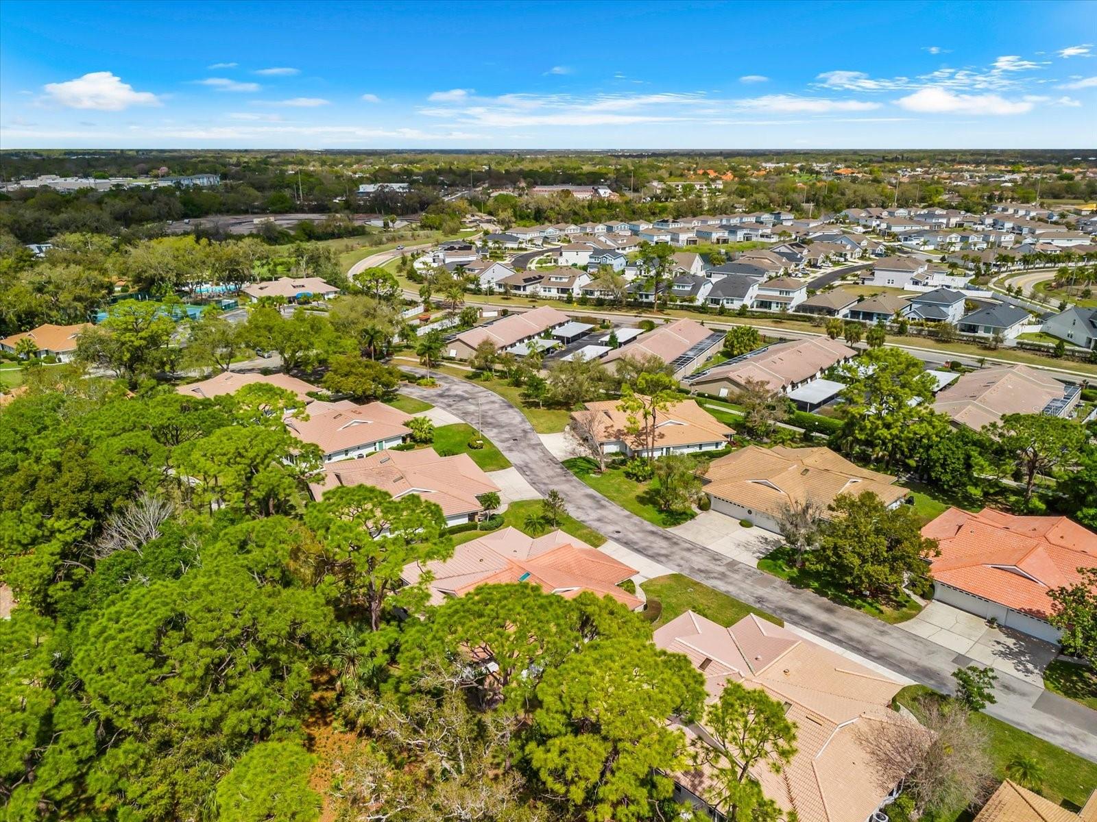 5608 GARDEN LAKES DR, BRADENTON, FL, 34203