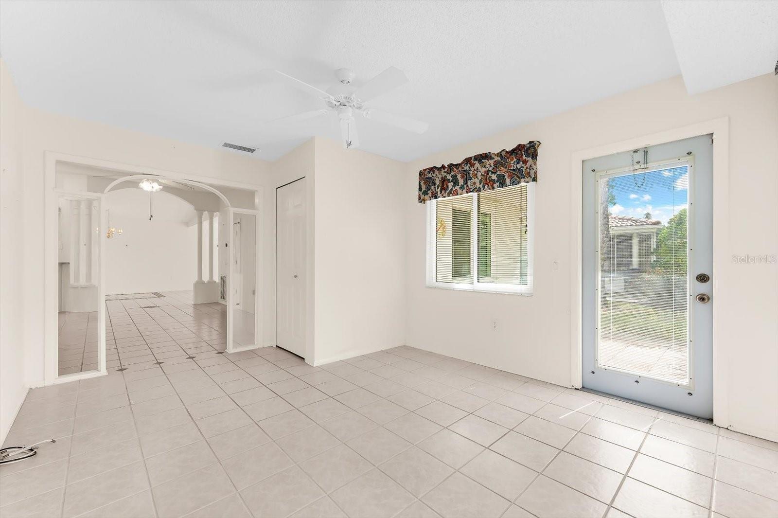 5608 GARDEN LAKES DR, BRADENTON, FL, 34203