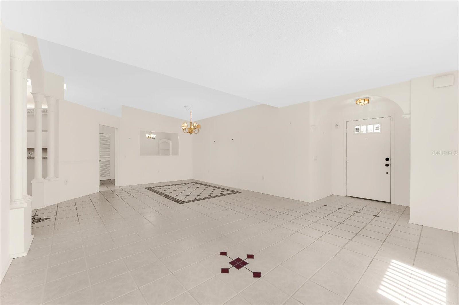 5608 GARDEN LAKES DR, BRADENTON, FL, 34203
