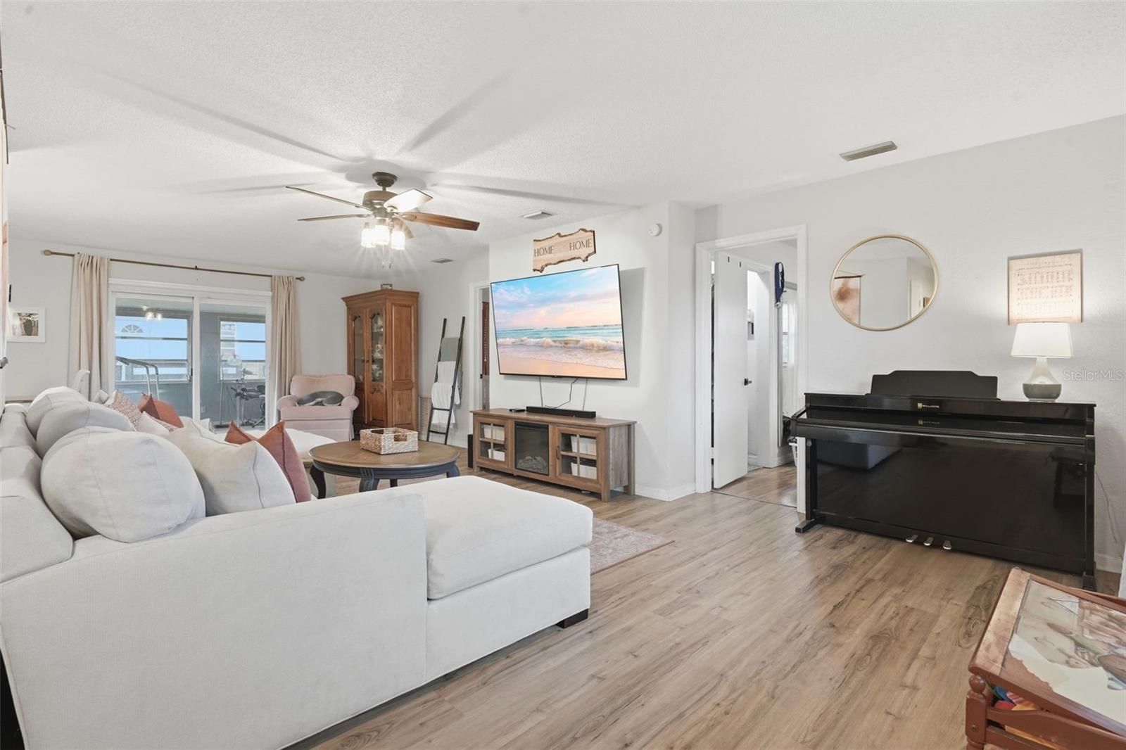 184 QUAIL ROOST ST, DELTONA, FL, 32725