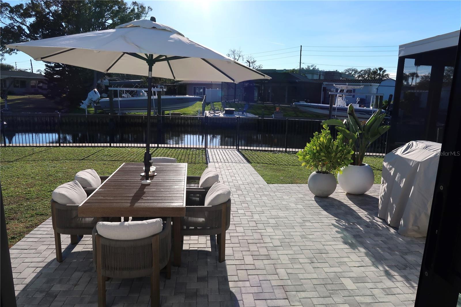 9484 TREASURE LN NE, ST PETERSBURG, FL, 33702