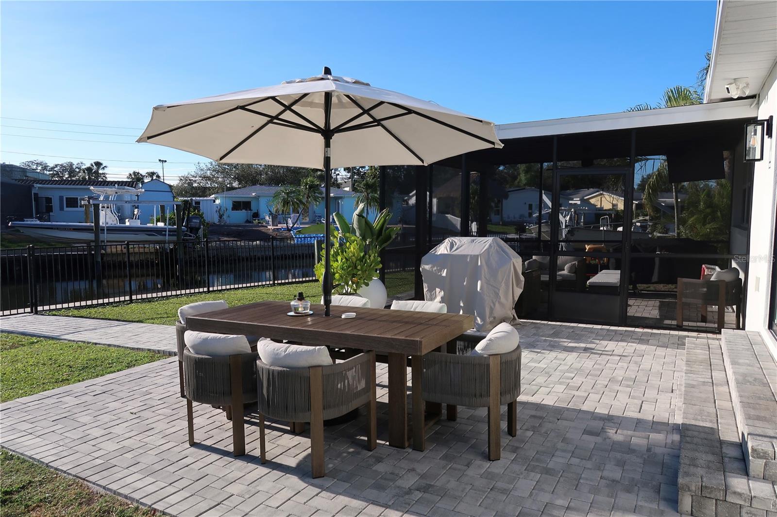 9484 TREASURE LN NE, ST PETERSBURG, FL, 33702