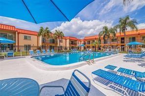 10365 PARADISE BLVD #10, TREASURE ISLAND, FL, 33706