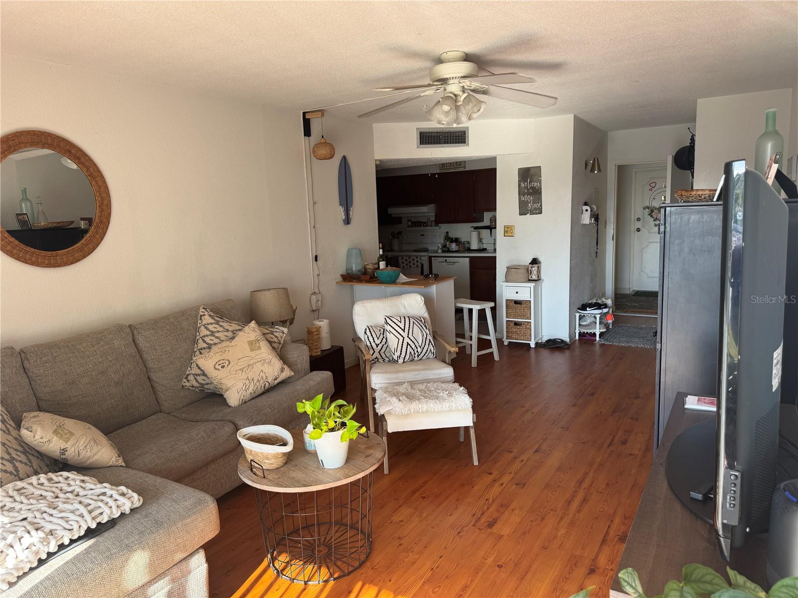 10365 PARADISE BLVD #10, TREASURE ISLAND, FL, 33706