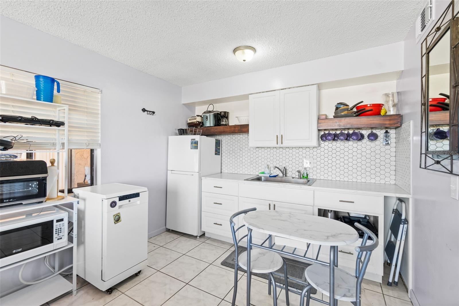 232 SAN JUAN CIR, MELBOURNE, FL, 32935