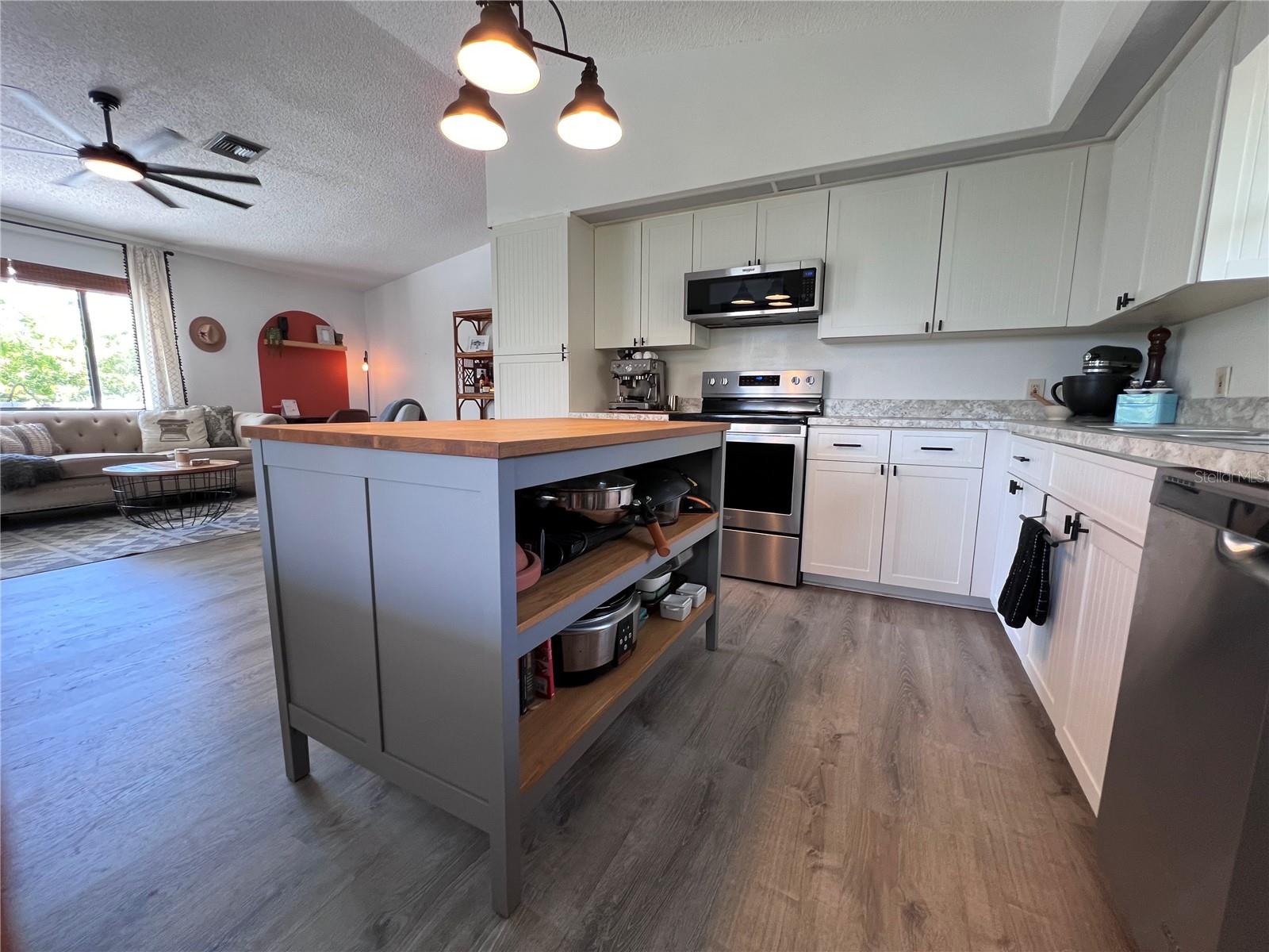 8662 GRAND AVE, PLACIDA, FL, 33946