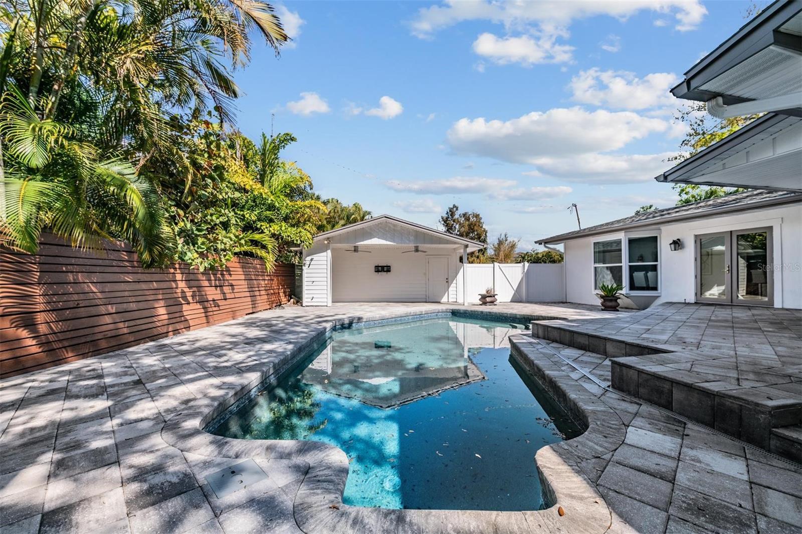 5003 W NEPTUNE WAY, TAMPA, FL, 33609