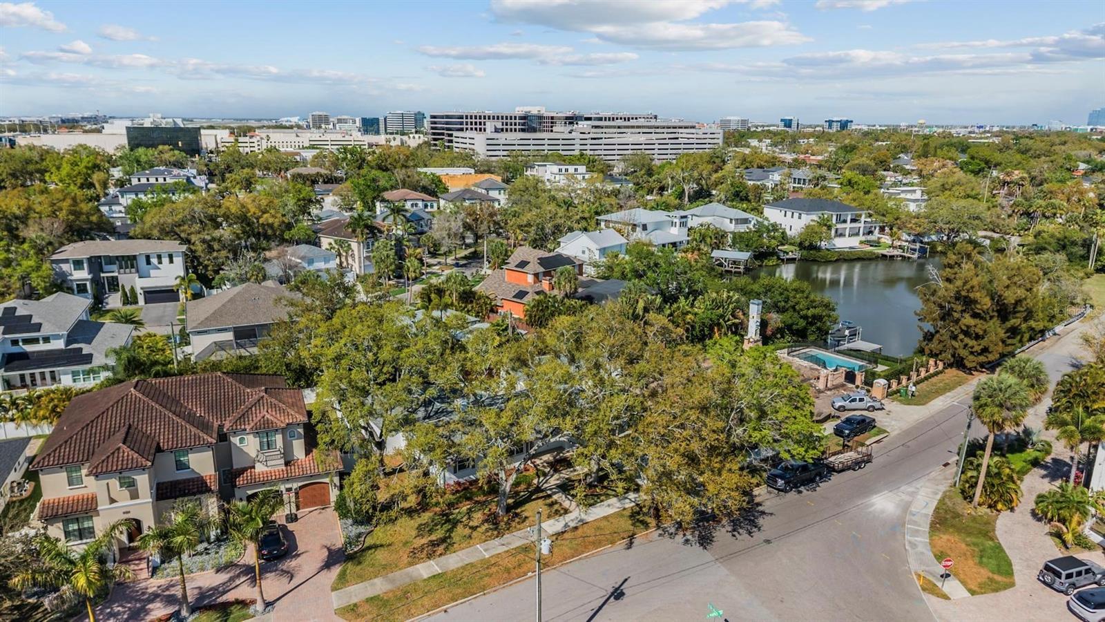 5003 W NEPTUNE WAY, TAMPA, FL, 33609