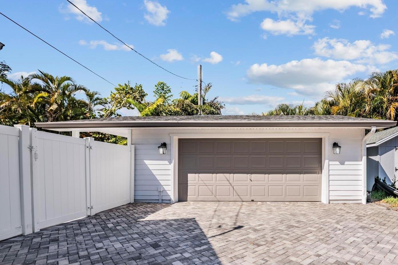 5003 W NEPTUNE WAY, TAMPA, FL, 33609
