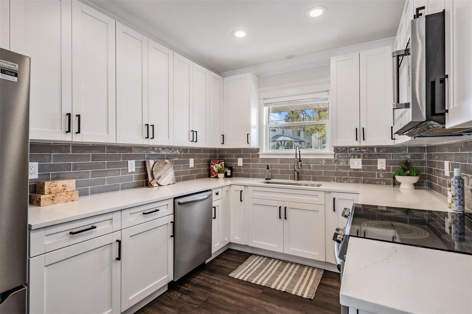 5003 W NEPTUNE WAY, TAMPA, FL, 33609