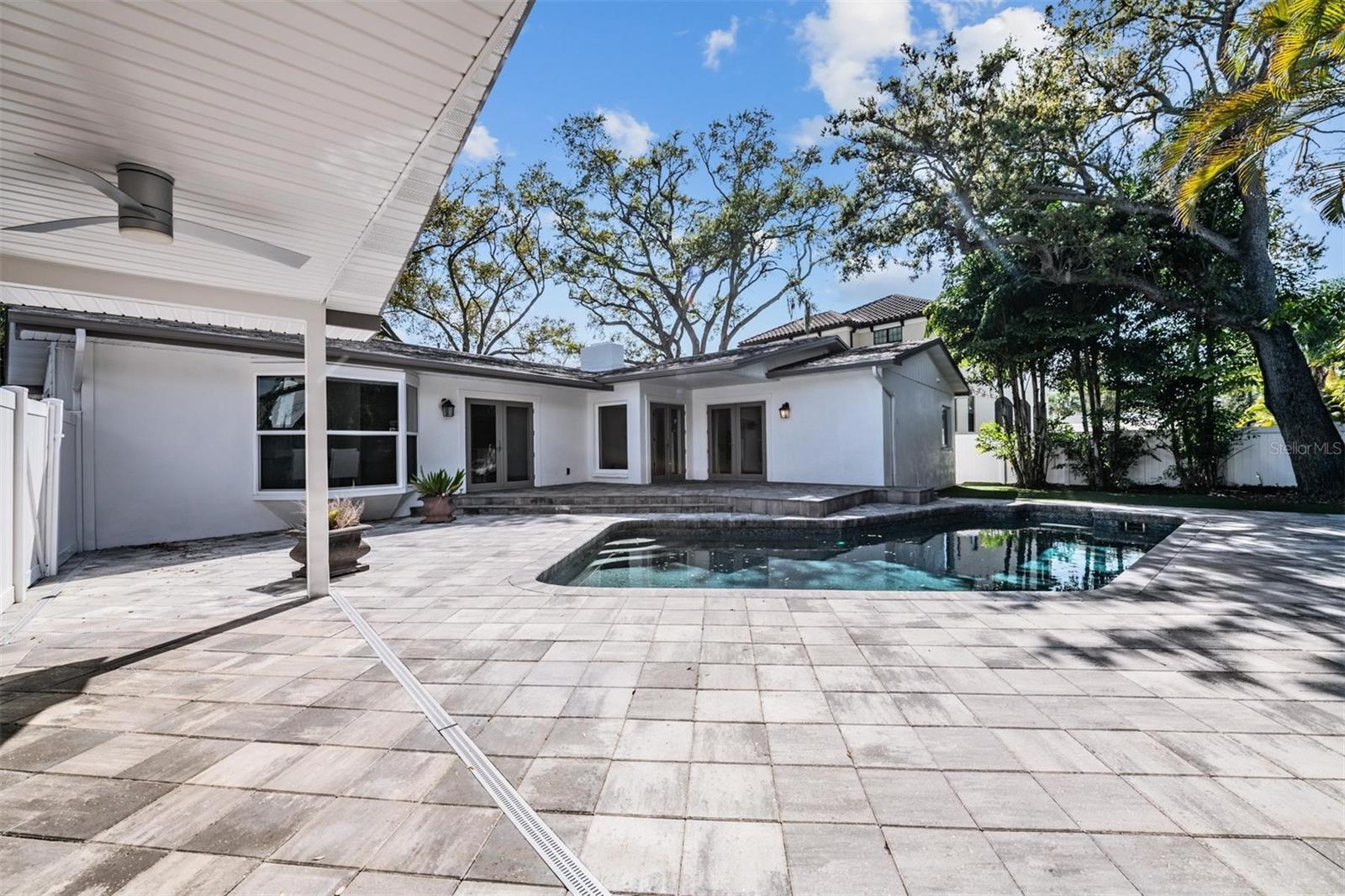 5003 W NEPTUNE WAY, TAMPA, FL, 33609