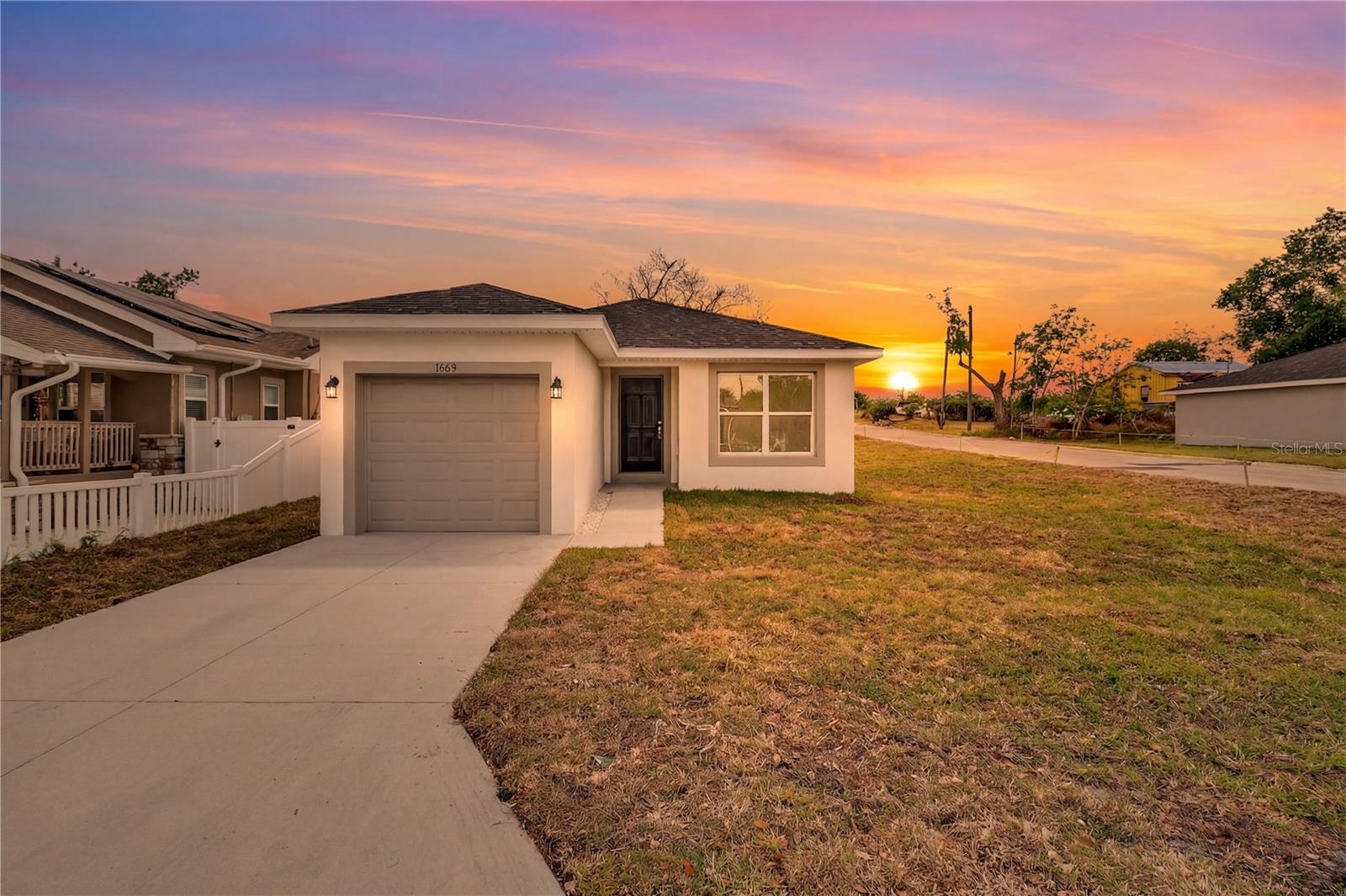 1003 AVENUE A, HAINES CITY, FL, 33844