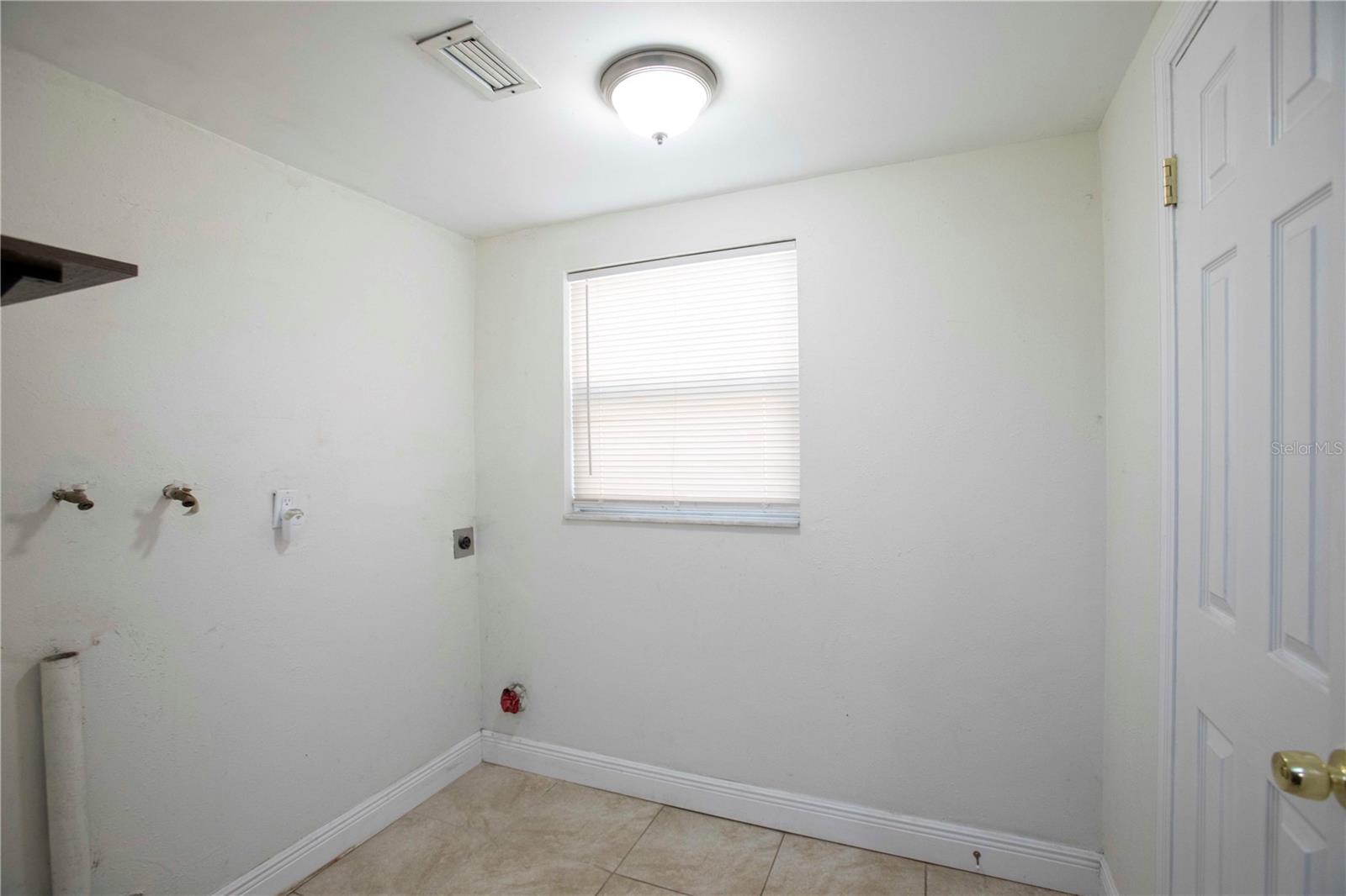 11214 LINDEN LN, PORT RICHEY, FL, 34668