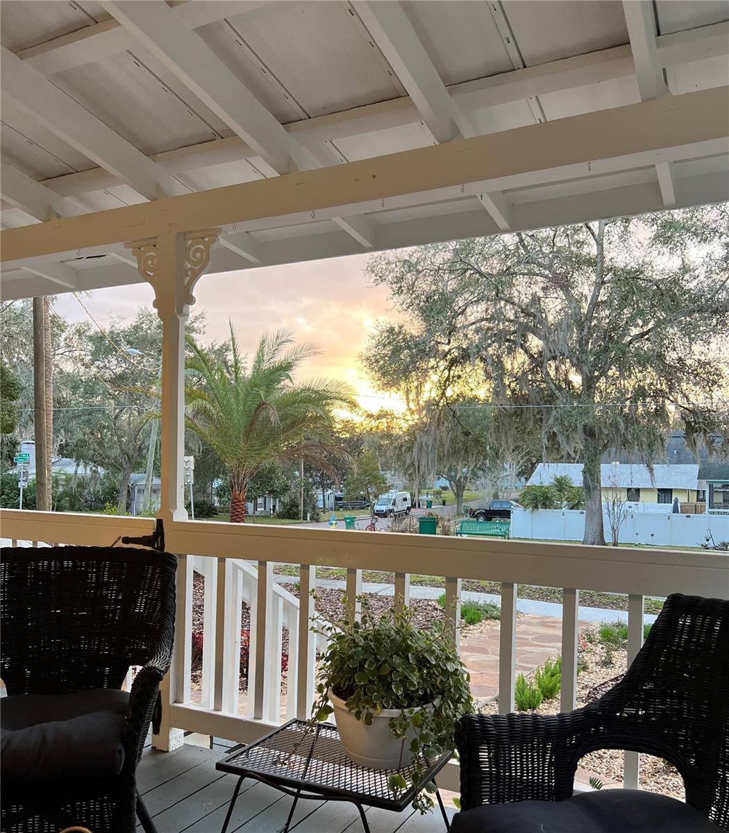 810 N TREMAIN ST, MOUNT DORA, FL, 32757
