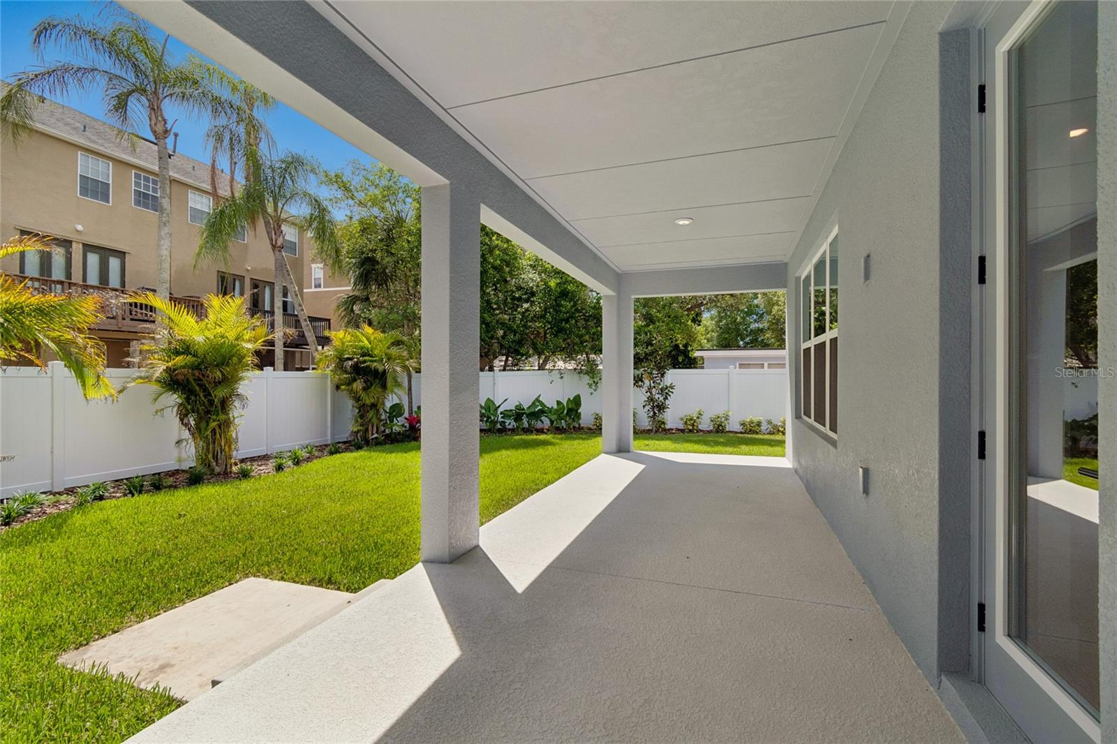 2916 W ELLIS DR, TAMPA, FL, 33611
