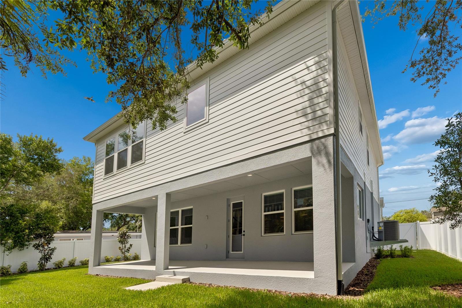 2916 W ELLIS DR, TAMPA, FL, 33611