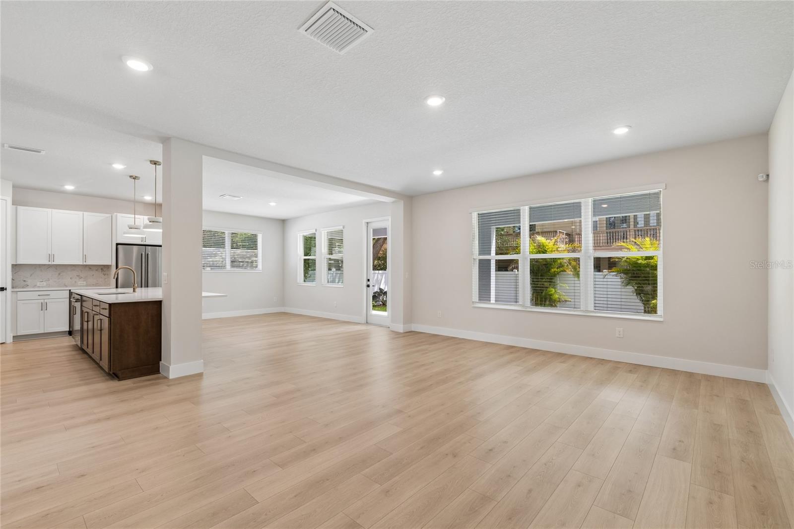 2916 W ELLIS DR, TAMPA, FL, 33611