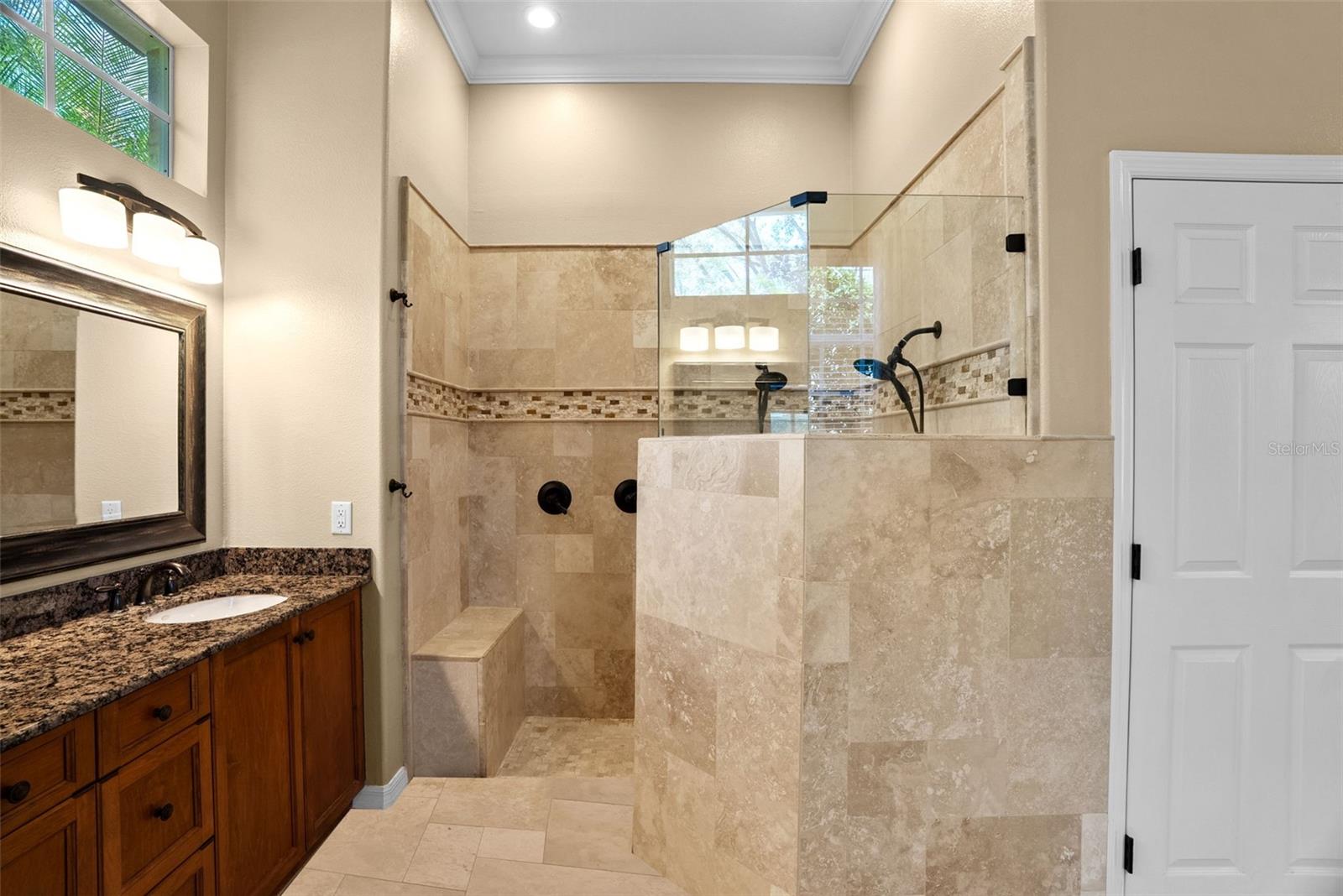 21300 SKY VISTA DR, LAND O LAKES, FL, 34637