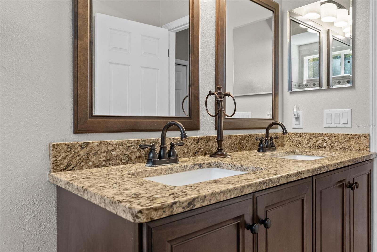 21300 SKY VISTA DR, LAND O LAKES, FL, 34637