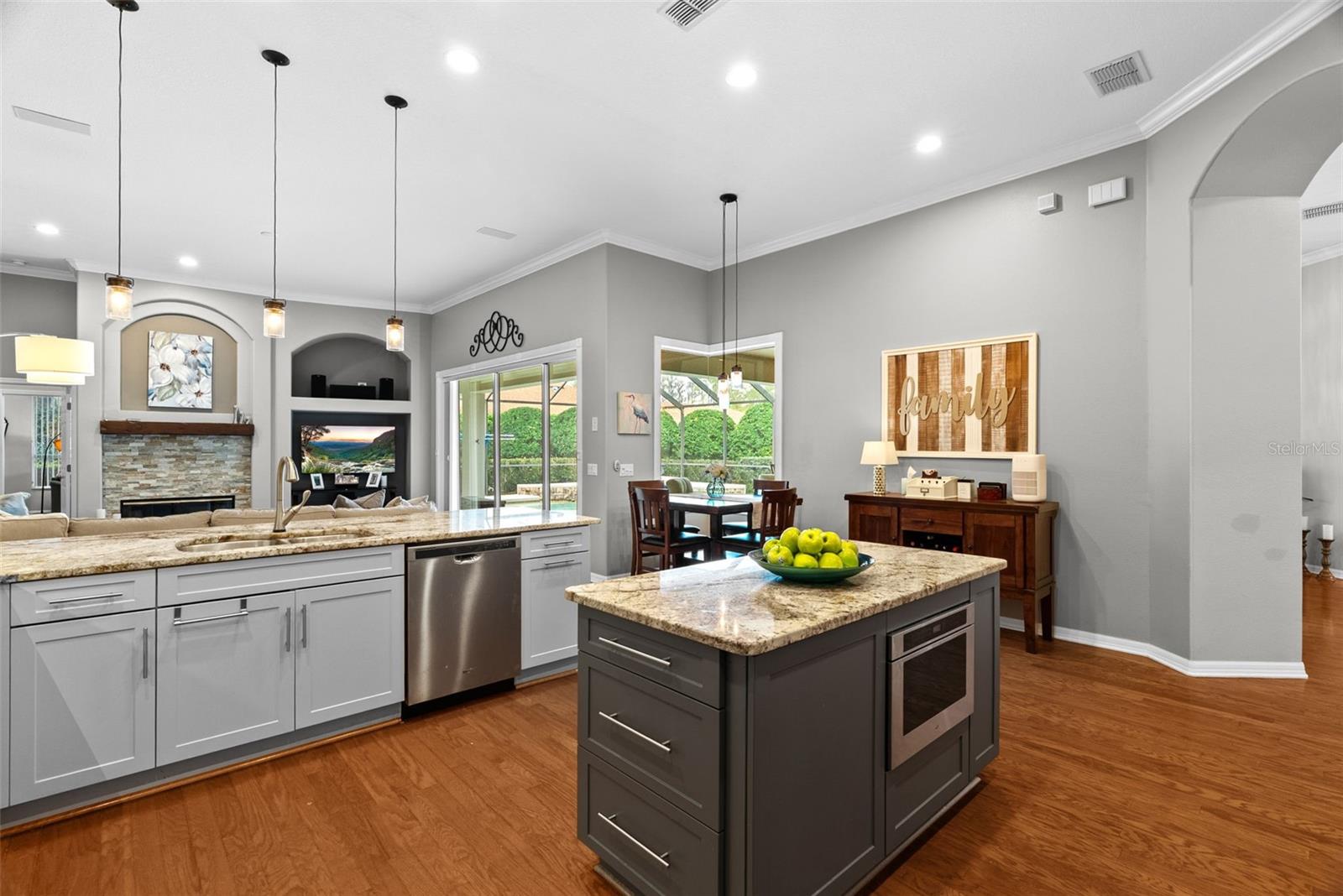 21300 SKY VISTA DR, LAND O LAKES, FL, 34637