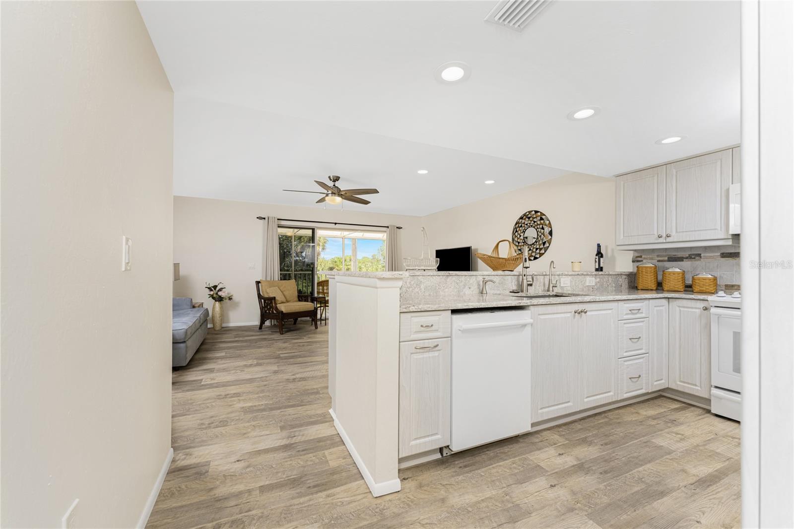 6800 PLACIDA RD #TH2, 1B, ENGLEWOOD, FL, 34224