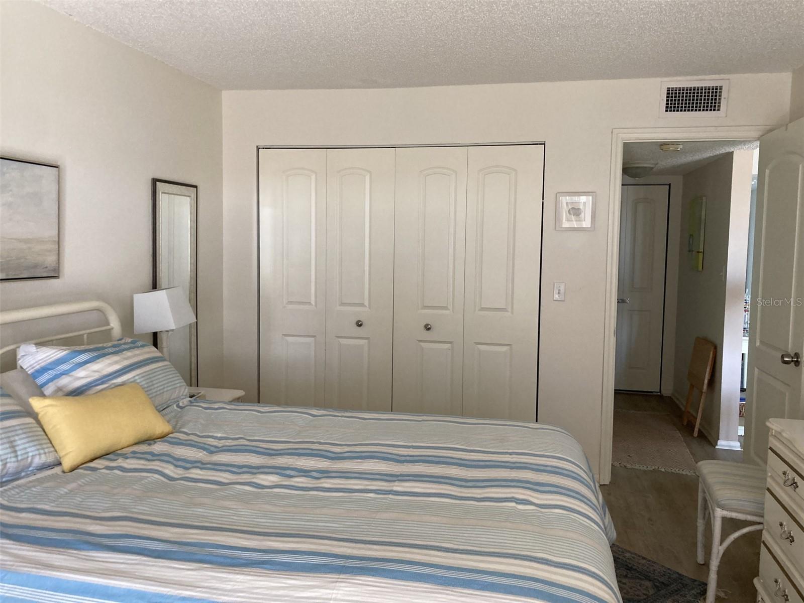 304 47TH AVENUE DR W #307, BRADENTON, FL, 34207
