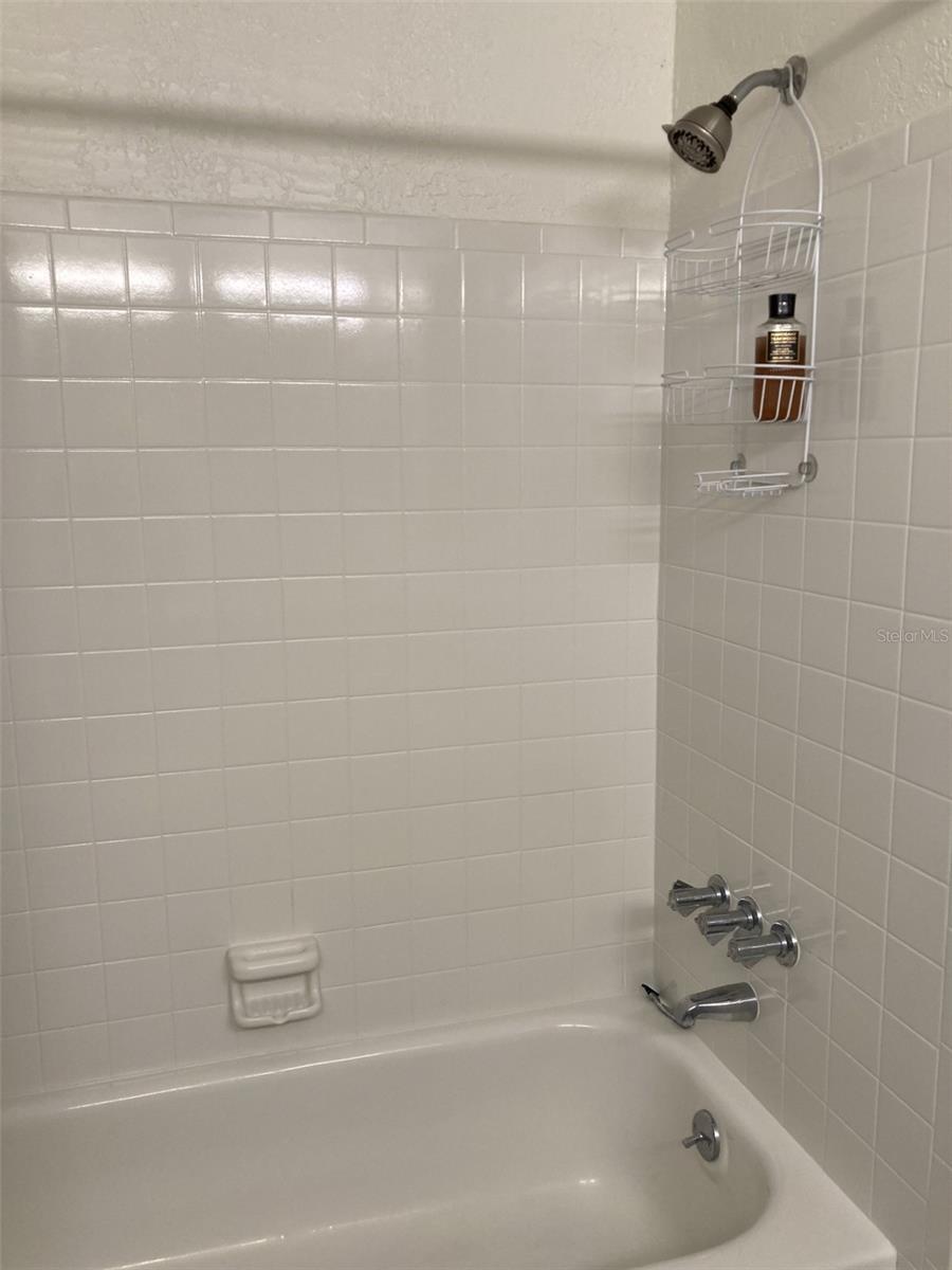 304 47TH AVENUE DR W #307, BRADENTON, FL, 34207