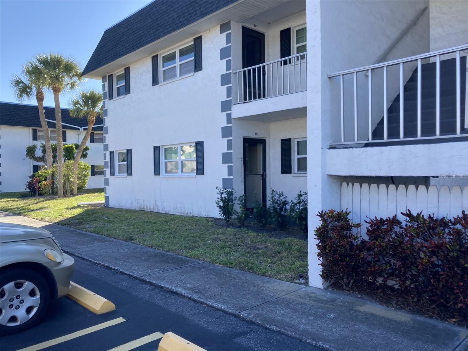 304 47TH AVENUE DR W #307, BRADENTON, FL, 34207