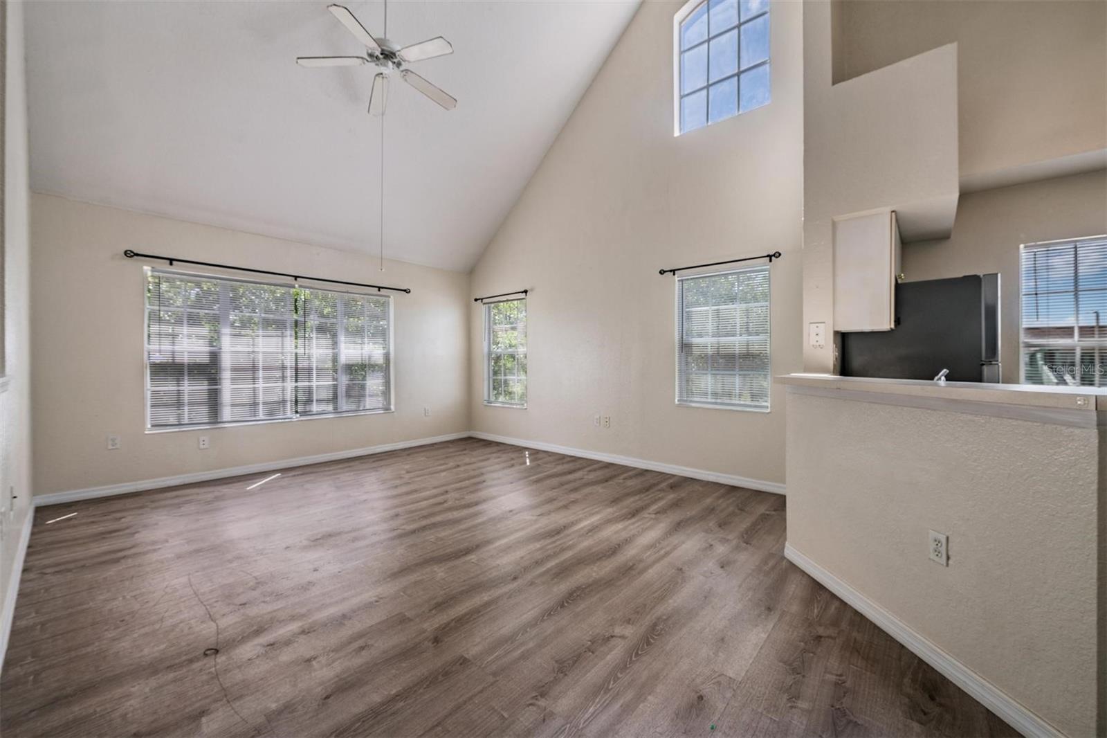9846 LAKE CHASE ISLAND WAY, TAMPA, FL, 33626