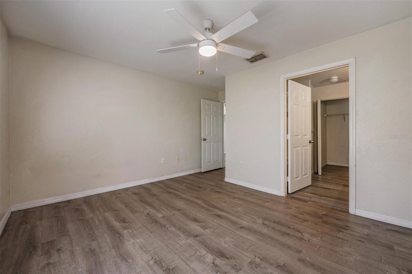 9846 LAKE CHASE ISLAND WAY, TAMPA, FL, 33626