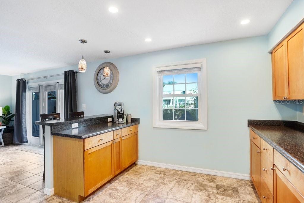5012 STARFISH DR SE #B, ST PETERSBURG, FL, 33705