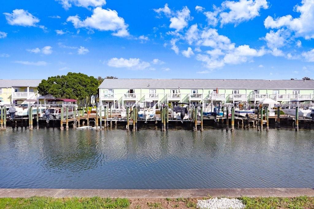 5012 STARFISH DR SE #B, ST PETERSBURG, FL, 33705