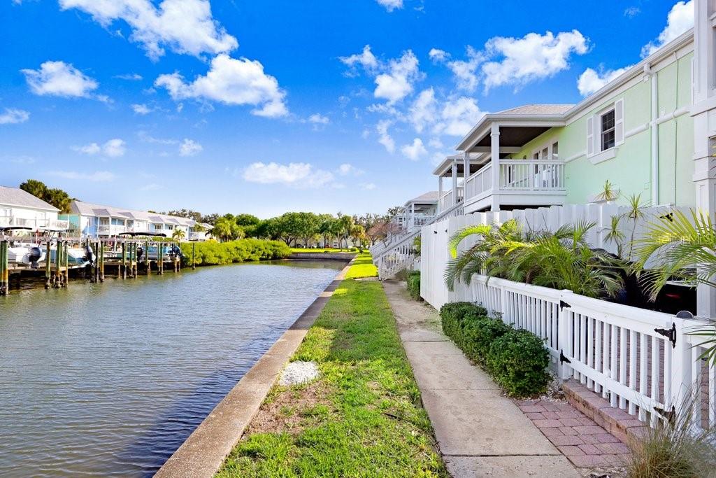 5012 STARFISH DR SE #B, ST PETERSBURG, FL, 33705