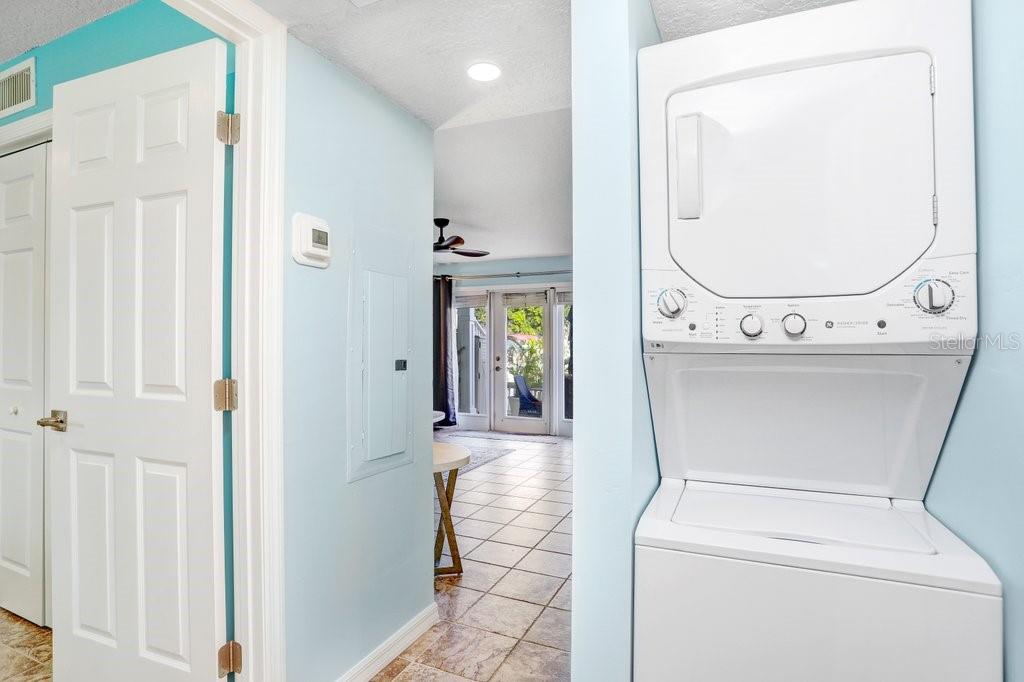 5012 STARFISH DR SE #B, ST PETERSBURG, FL, 33705