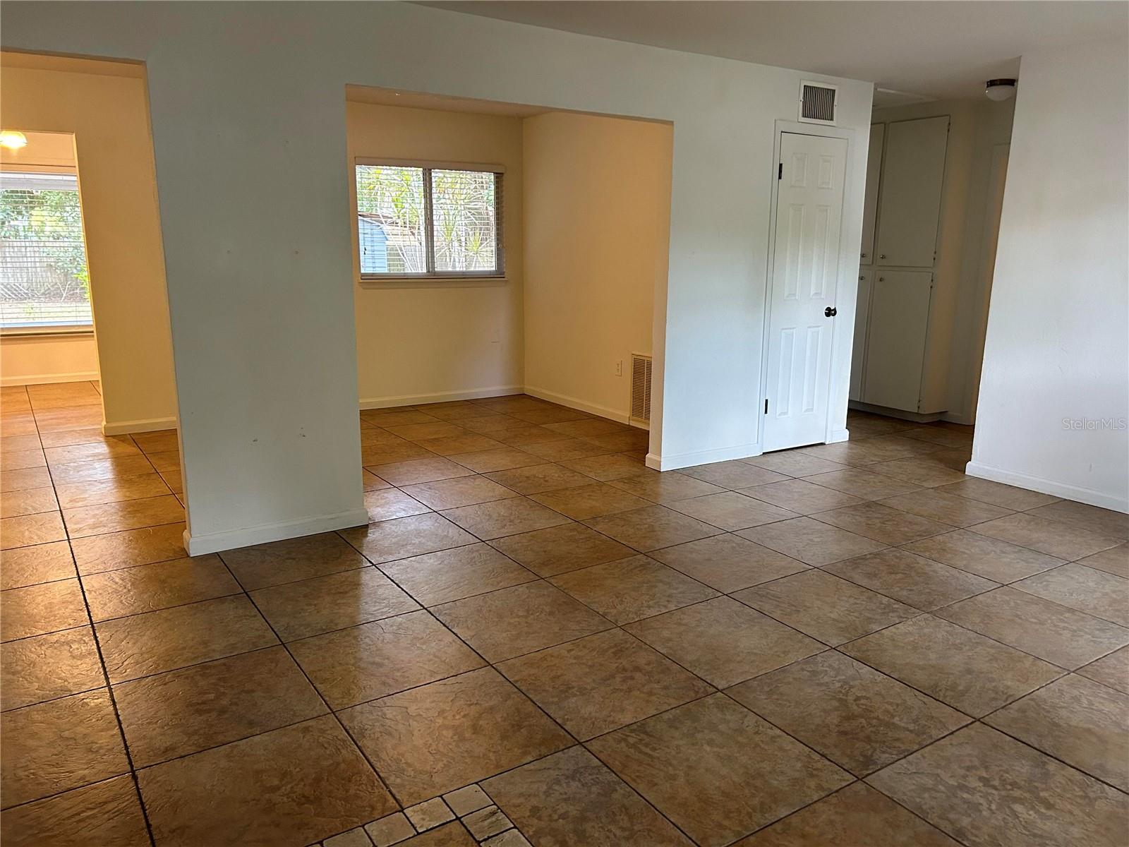 2428 WALDEMERE ST, SARASOTA, FL, 34239