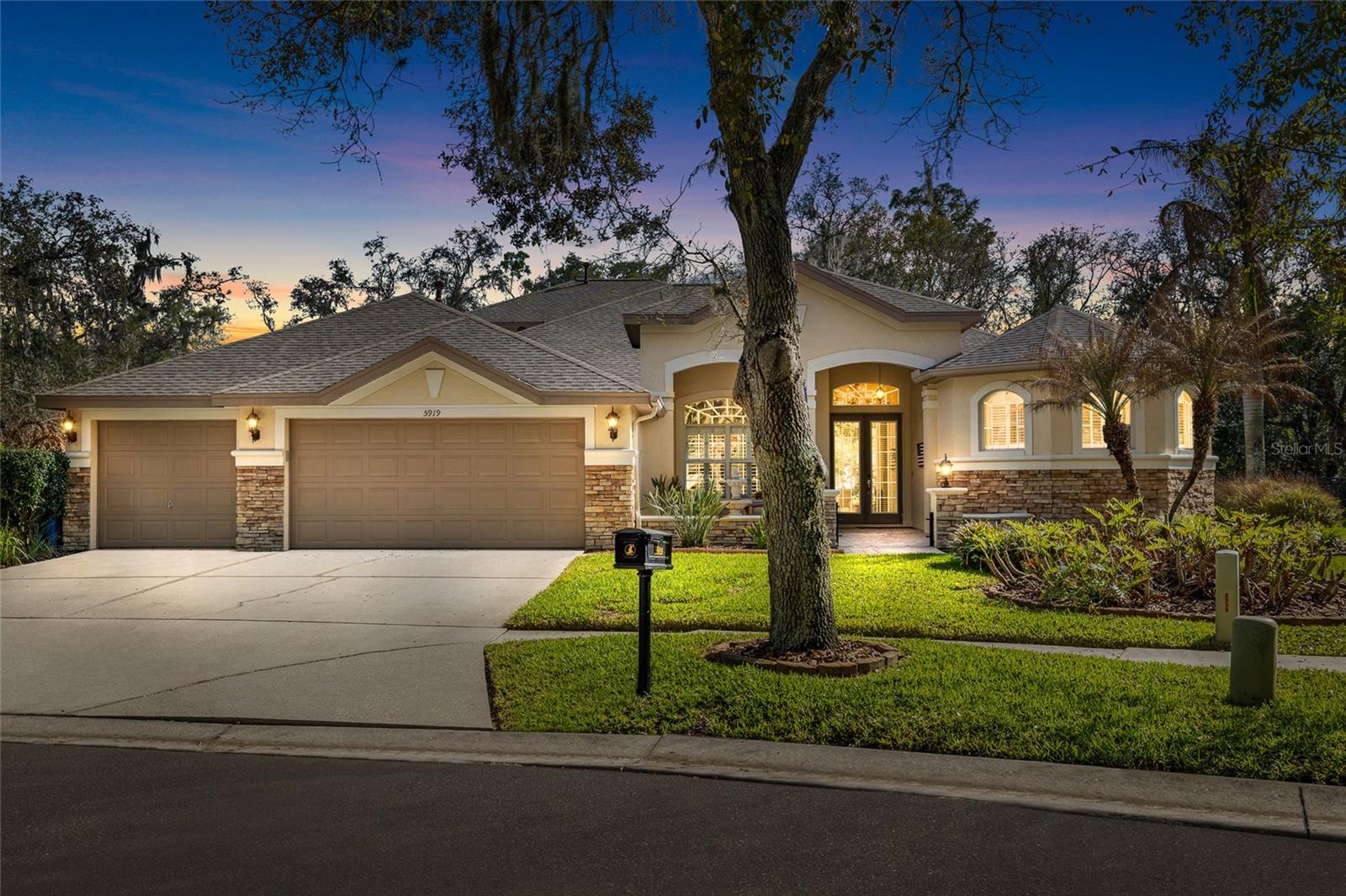 5919 JAEGERGLEN DR, LITHIA, FL, 33547