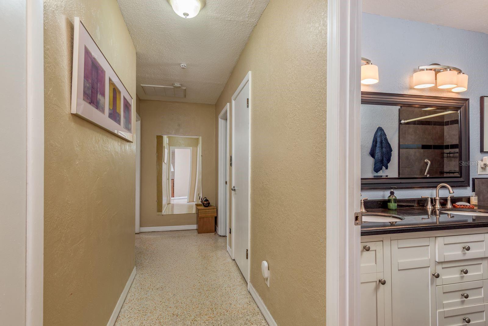 6377 13TH AVE N, ST PETERSBURG, FL, 33710