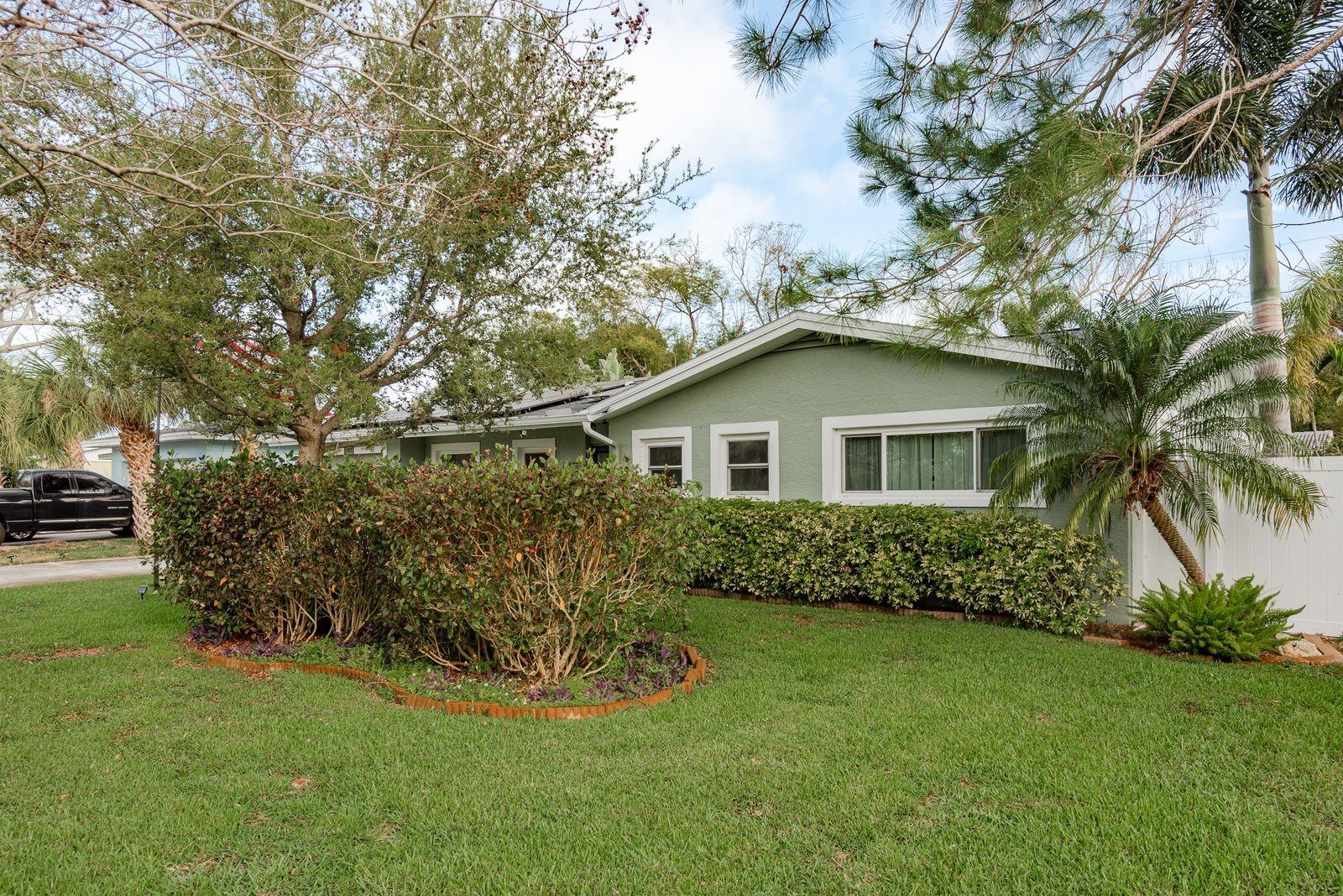 6377 13TH AVE N, ST PETERSBURG, FL, 33710