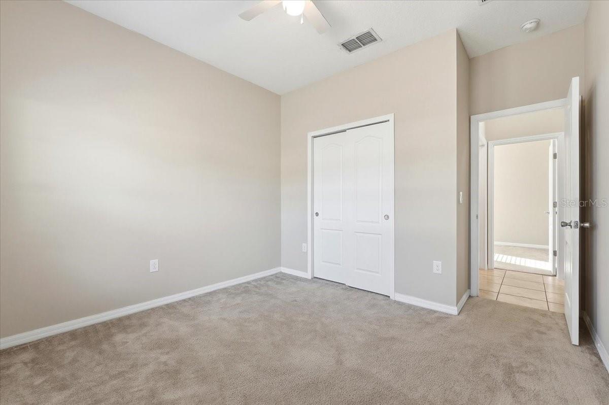 215 LAKESHORE DR, DAVENPORT, FL, 33837