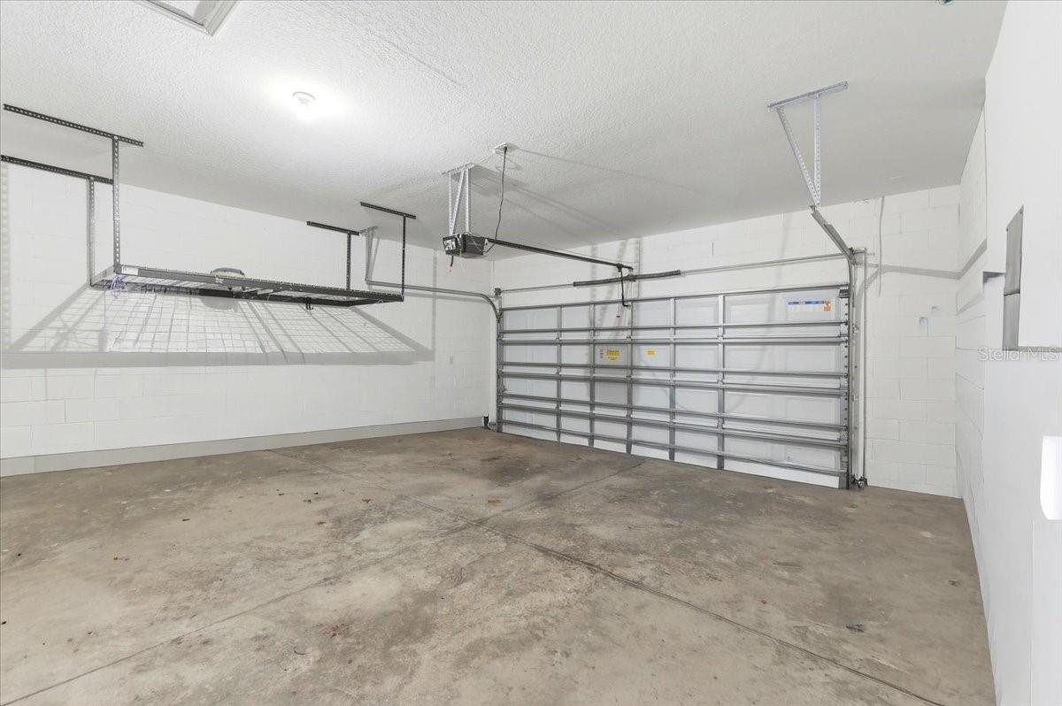 215 LAKESHORE DR, DAVENPORT, FL, 33837