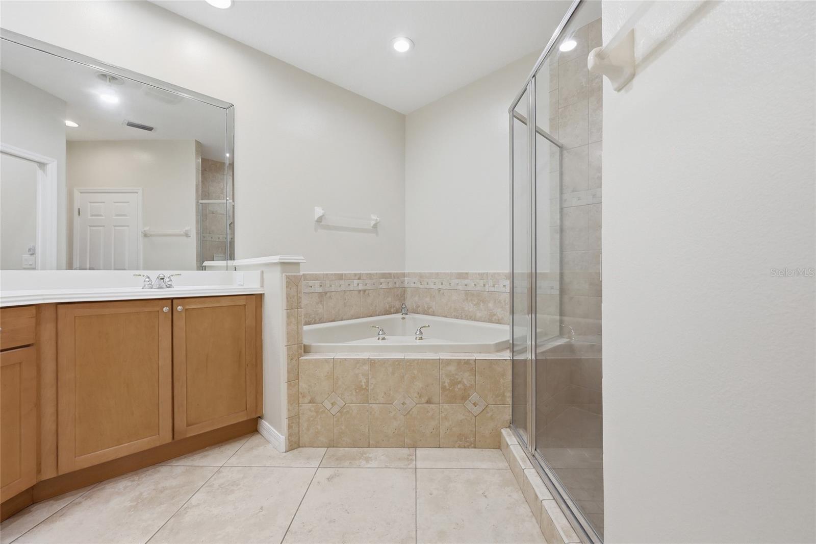 8718 THE ESPLANADE #14, ORLANDO, FL, 32836