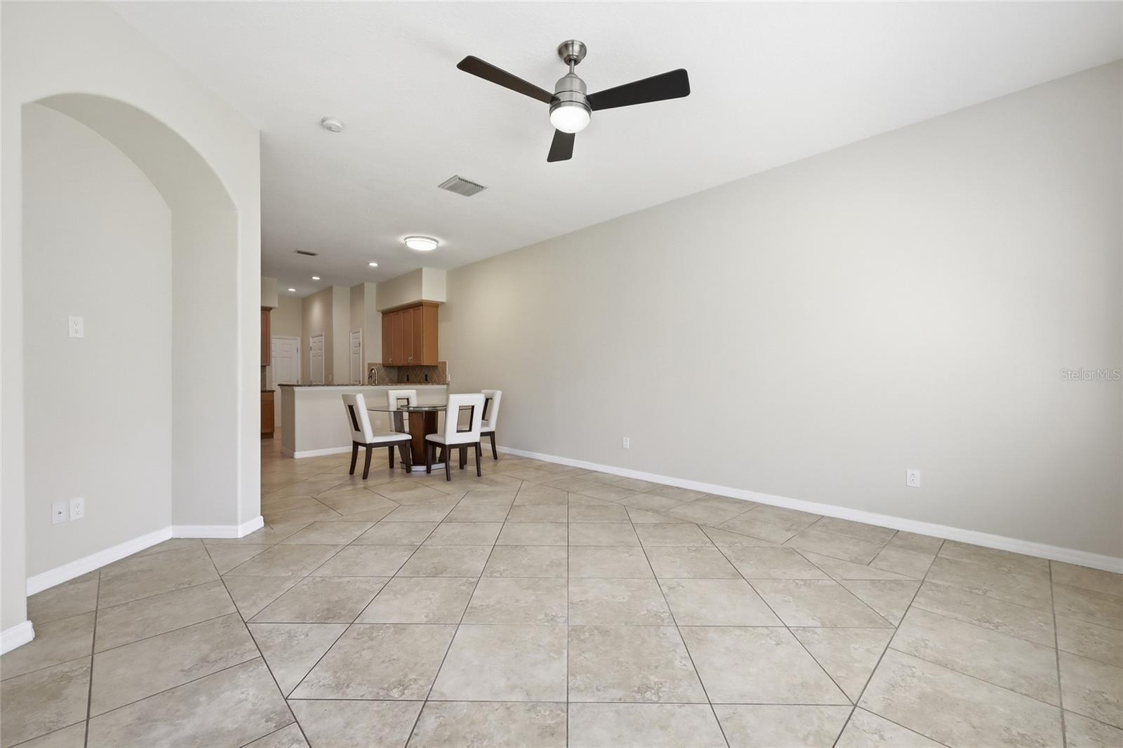 8718 THE ESPLANADE #14, ORLANDO, FL, 32836