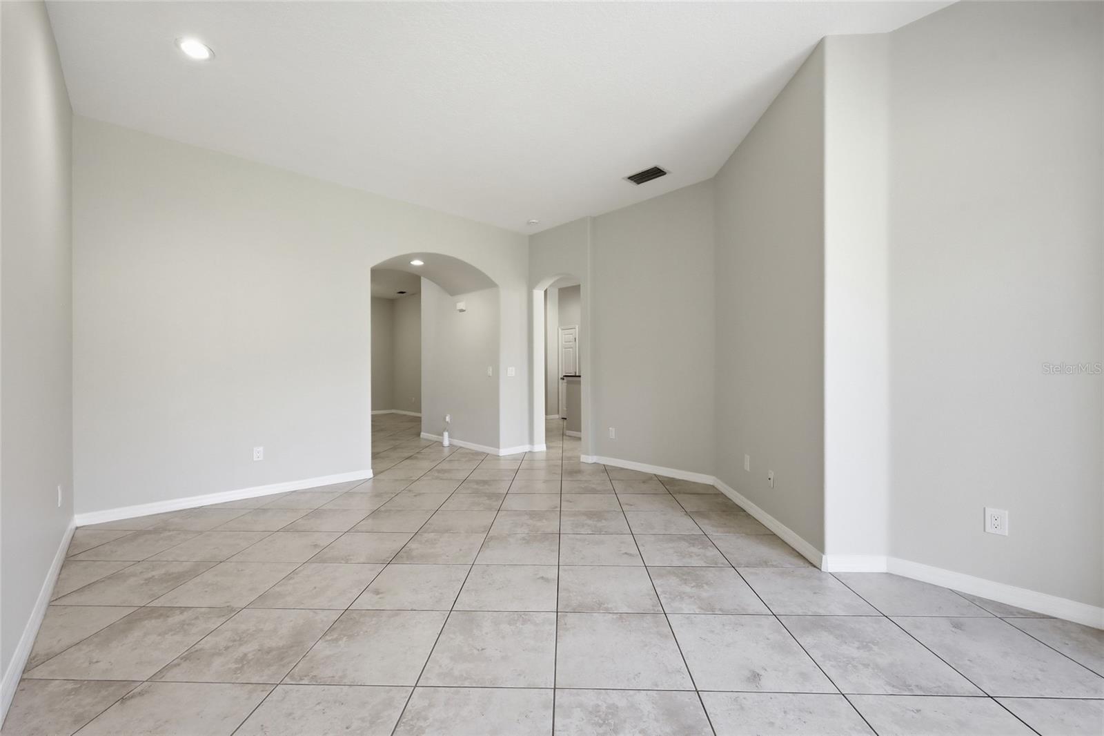 8718 THE ESPLANADE #14, ORLANDO, FL, 32836