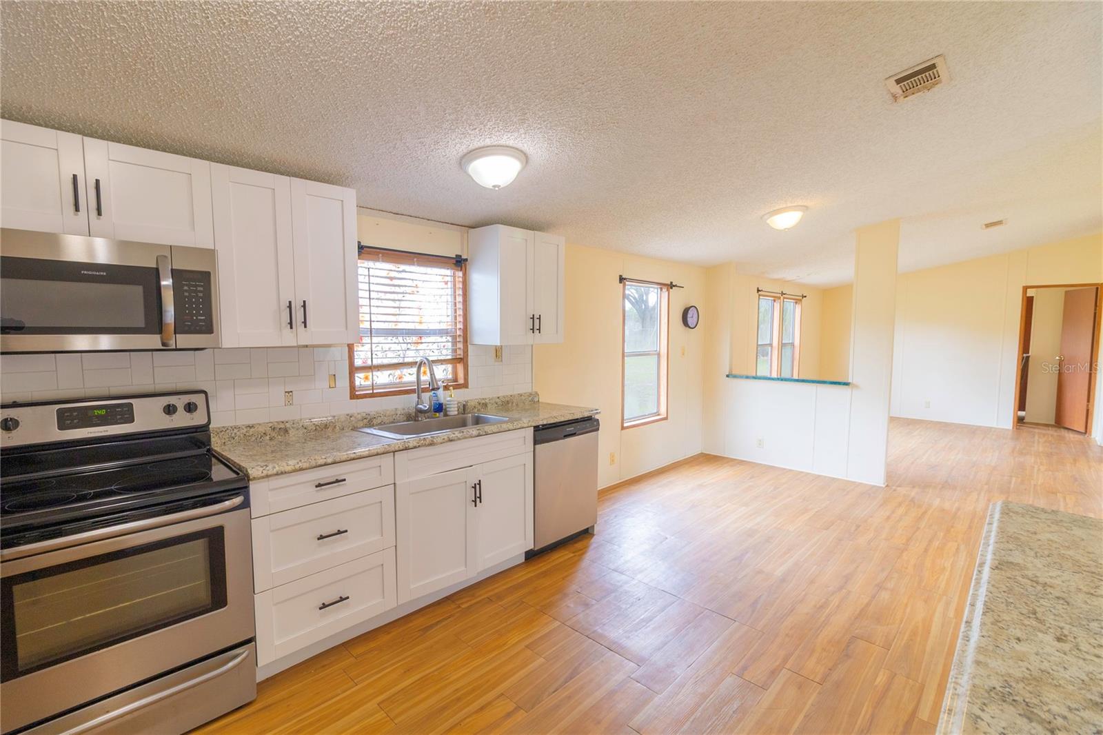 4306 TEVALO DR, VALRICO, FL, 33596