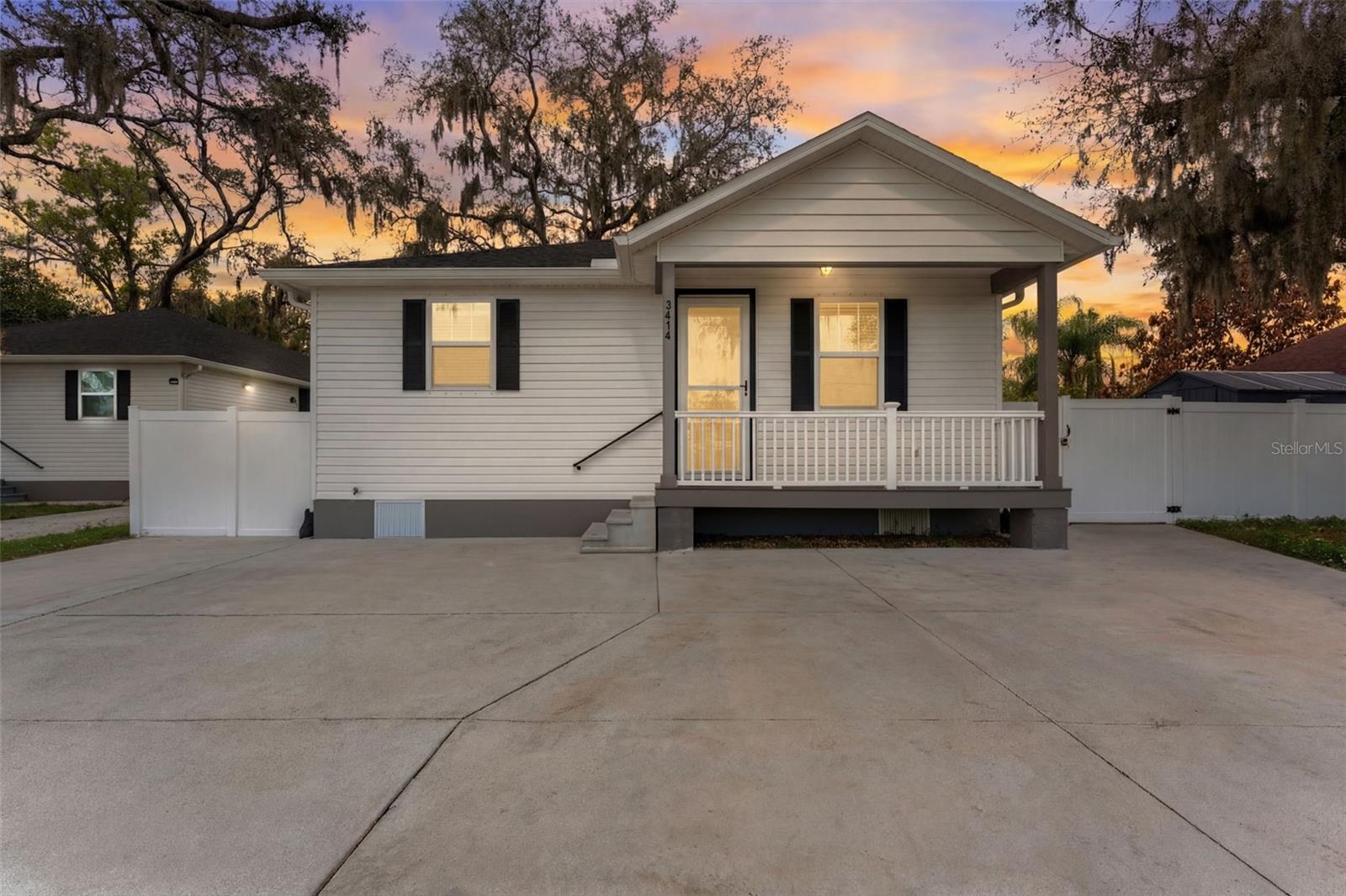 3414 RIVERVIEW DR, TAMPA, FL, 33604